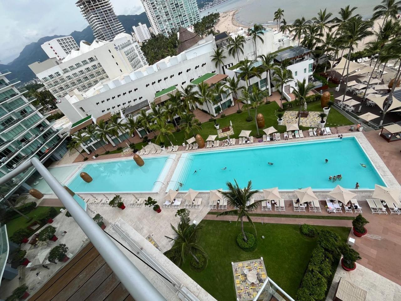 Icon Vallarta, Puerto Vallarta Extérieur photo