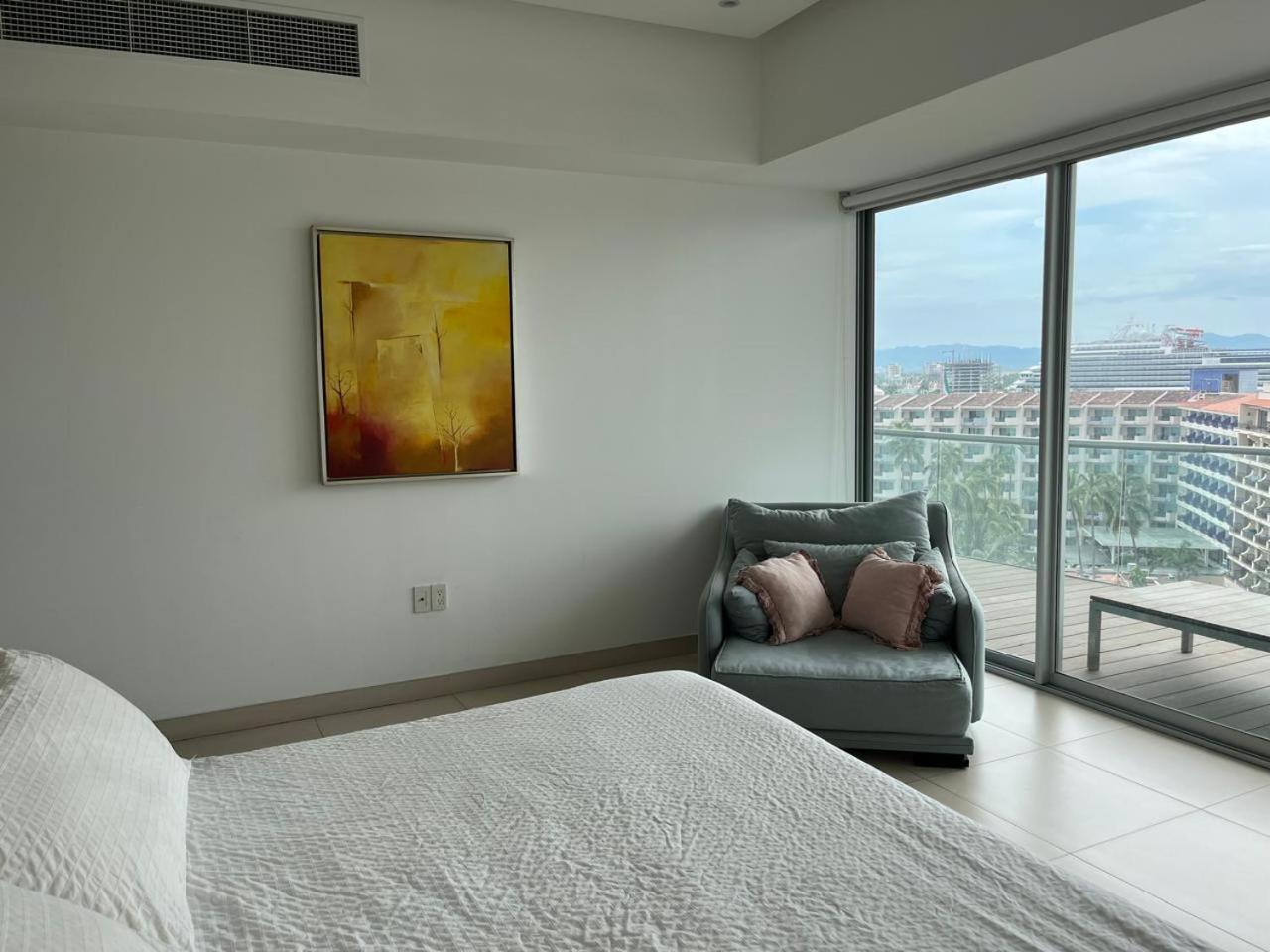 Icon Vallarta, Puerto Vallarta Extérieur photo