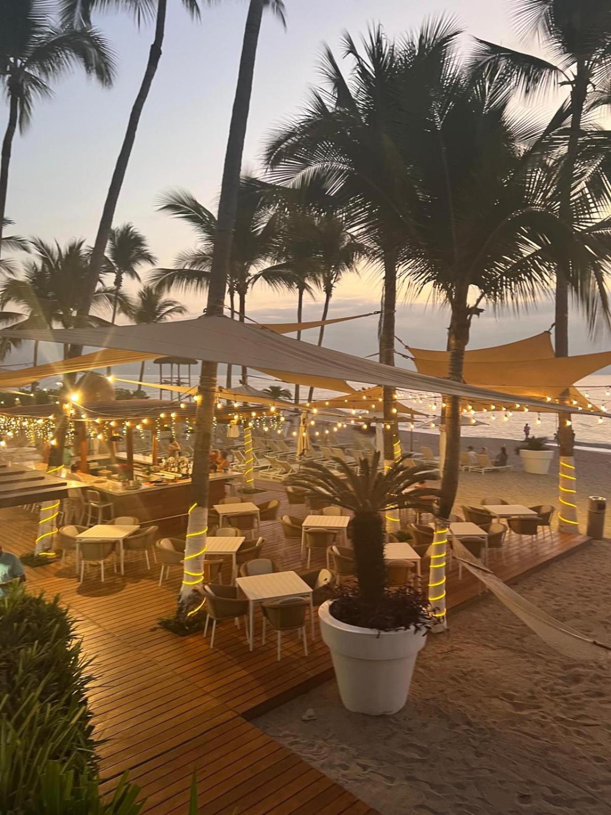 Icon Vallarta, Puerto Vallarta Extérieur photo
